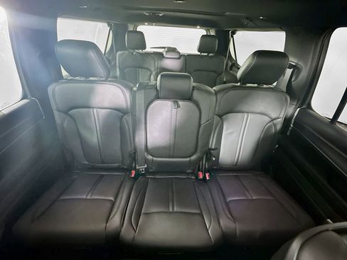 New 2025 Jeep Wagoneer L Series II w/ Premium Group I image 10