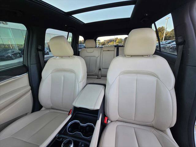 Used 2024 Jeep Grand Cherokee Limited 4xe AWD/4WD image 21