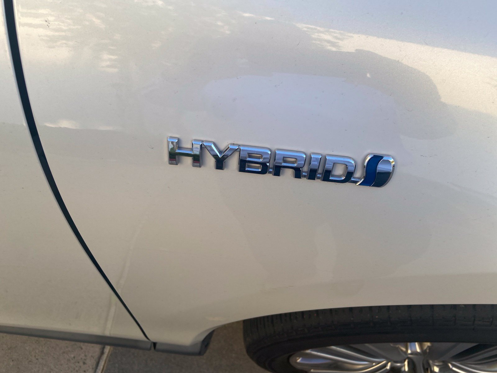 Used 2021 Toyota Venza Limited w/ Advanced Technology Package AWD/4WD image 4