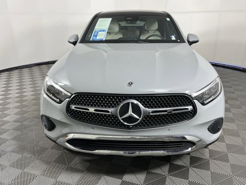 Used 2025 Mercedes-Benz GLC 300 4MATIC image 8