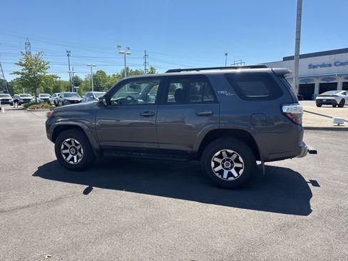 Used 2019 Toyota 4Runner TRD Off-Road Premium AWD/4WD image 14