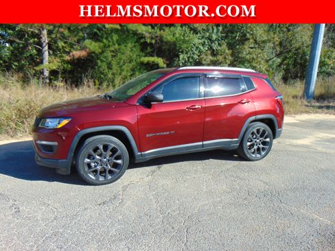 Certified 2021 Jeep Compass Latitude image 2