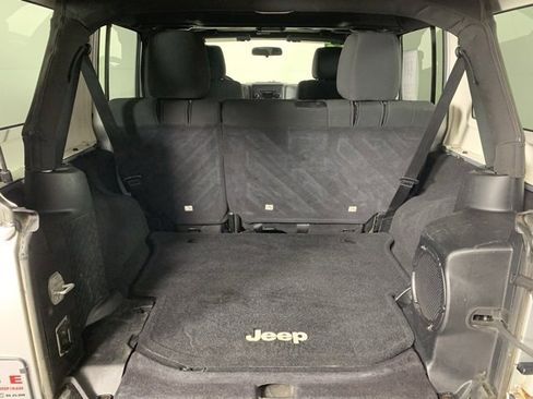Used 2012 Jeep Wrangler Unlimited Sahara w/ Dual Top Group image 21