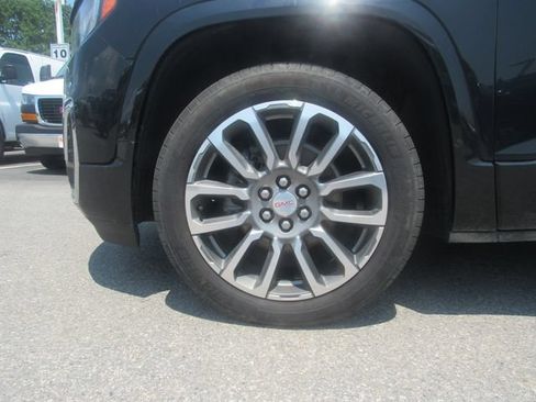 Certified 2023 GMC Acadia Denali w/ Denali Ultimate Package AWD/4WD image 6