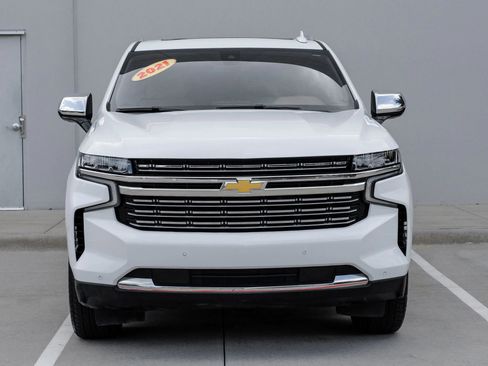 Used 2021 Chevrolet Suburban Premier w/ Texas Edition RWD image 6