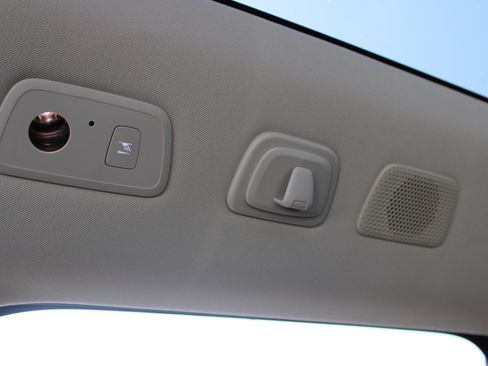 New 2025 Volvo EX90 Ultra image 44