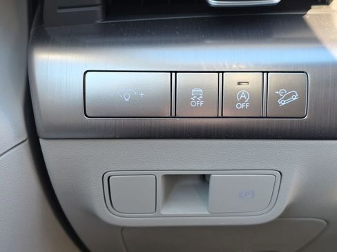 New 2026 Hyundai Kona SE image 33