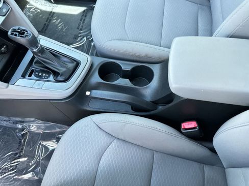 Used 2019 Hyundai Elantra SEL FWD image 18