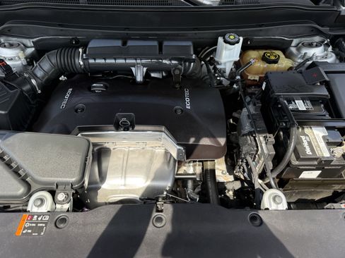 Used 2018 Buick Envision Preferred FWD image 32