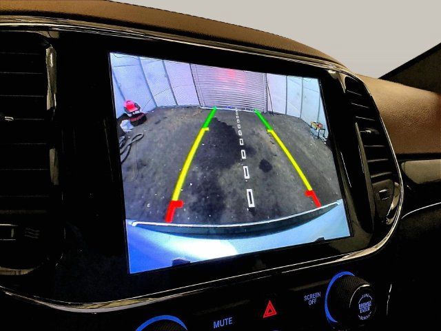 Used 2020 Jeep Grand Cherokee Overland AWD/4WD image 20