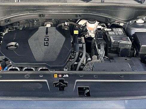 Used 2023 Hyundai Santa Fe SE image 10