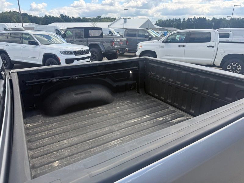 Used 2023 RAM 1500 Big Horn AWD/4WD image 6