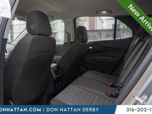 Used 2024 Chevrolet Equinox LT w/ LPO, Floor Liner Package FWD image 19