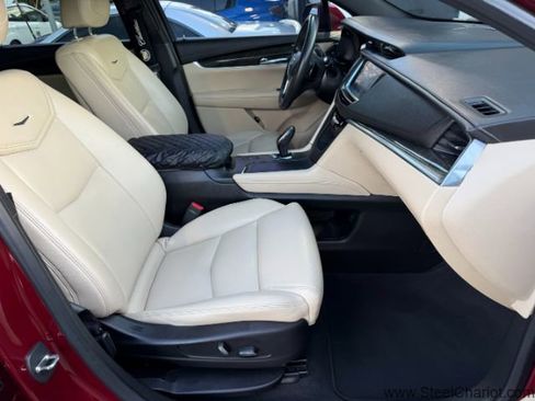 Used 2017 Cadillac XT5 FWD w/ LPO, Wheel Lock Package image 17