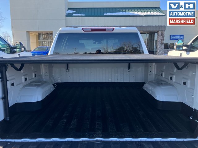 Used 2024 GMC Sierra 1500 SLT AWD/4WD image 4