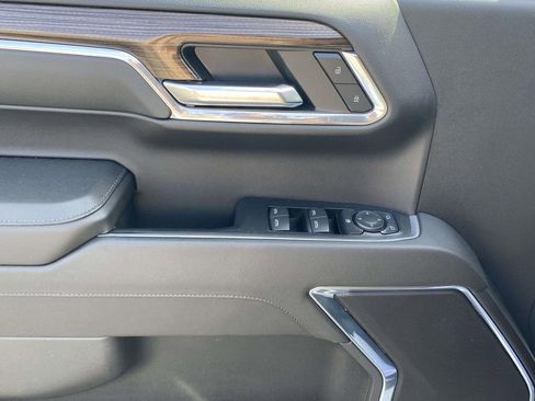 Used 2024 Chevrolet Silverado 1500 LT image 17