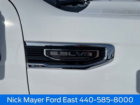 Used 2025 GMC Sierra 1500 SLT image 9