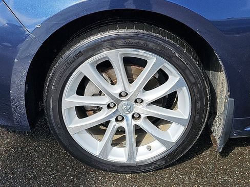 Used 2015 Toyota Avalon Limited image 8