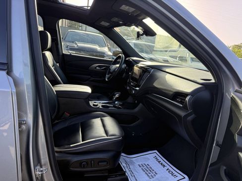 Used 2023 Chevrolet Traverse Premier w/ Redline Edition FWD image 10