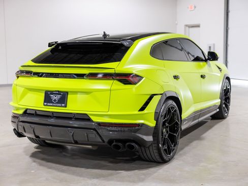 Used 2024 Lamborghini Urus Performante image 9