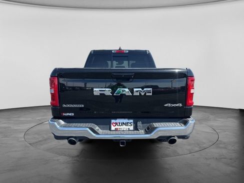 Used 2025 RAM 1500 Laramie AWD/4WD image 18