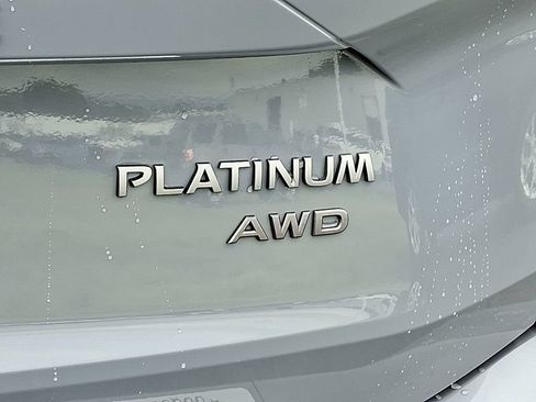 Used 2024 Nissan Rogue Platinum w/ Platinum Premium Package AWD/4WD image 31