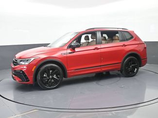 Used 2024 Volkswagen Tiguan SE R-Line FWD video 2