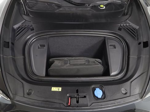 Used 2023 Audi e-tron GT Premium Plus image 23