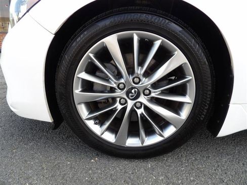 Used 2018 INFINITI Q50 Luxe w/ Cargo Package (L95) image 29