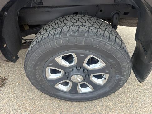 Used 2017 RAM 2500 Laramie w/ Convenience Group AWD/4WD image 29