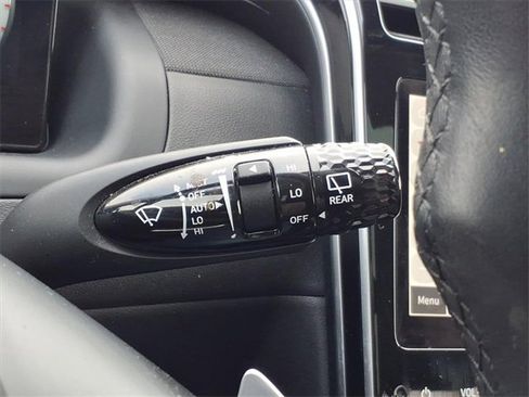 Certified 2022 Hyundai Tucson Limited w/ Cargo Package image 26