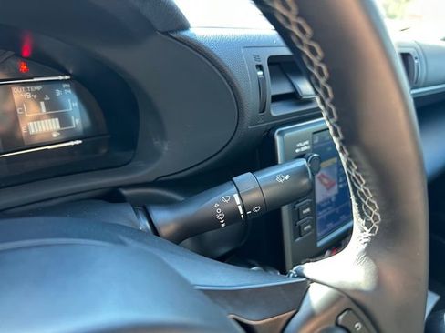 Used 2024 Toyota GR86 Premium image 23