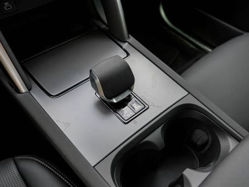 New 2026 Land Rover Discovery Sport Landmark AWD/4WD image 35