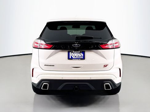 Used 2019 Ford Edge ST w/ Convenience Package image 6