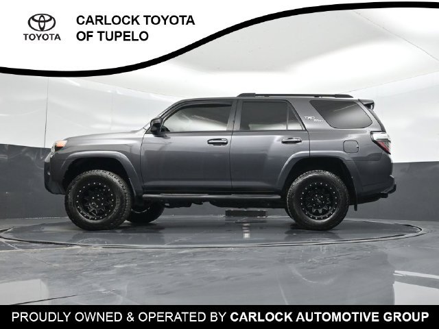 Used 2019 Toyota 4Runner TRD Off-Road AWD/4WD image 61