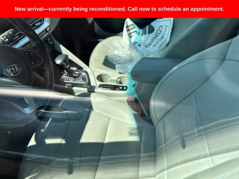 Used 2021 Kia Niro FWD image 7