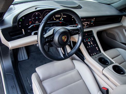 Certified 2022 Porsche Taycan RWD image 5