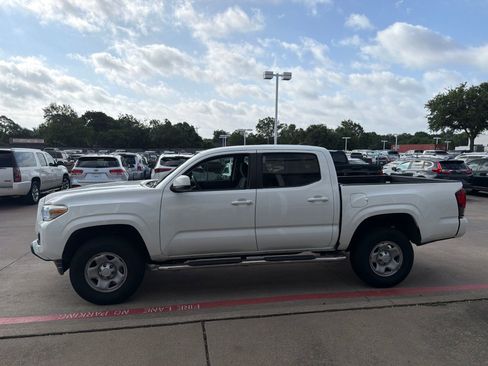 Used 2019 Toyota Tacoma SR w/ SR Convenience Package RWD image 6