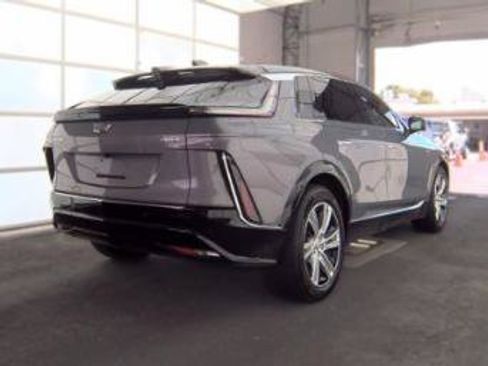 Used 2024 Cadillac Lyriq Tech RWD image 4