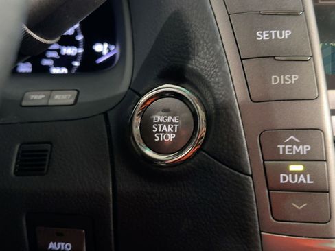 Used 2011 Lexus LS 460 image 23