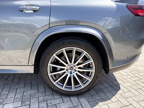 Certified 2025 Mercedes-Benz GLS 450 4MATIC image 11