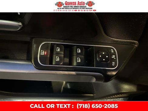 Used 2020 Mercedes-Benz GLB 250 4MATIC w/ Premium Package image 42