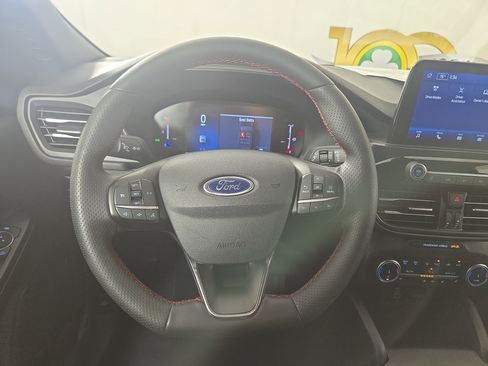 Used 2025 Ford Escape ST-Line Select image 14