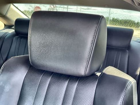 Used 2018 Honda Accord Touring image 25