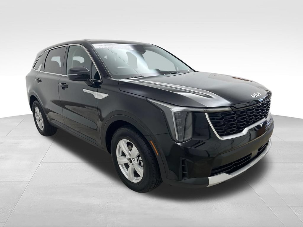 Used 2026 Kia Sorento LX FWD image 7