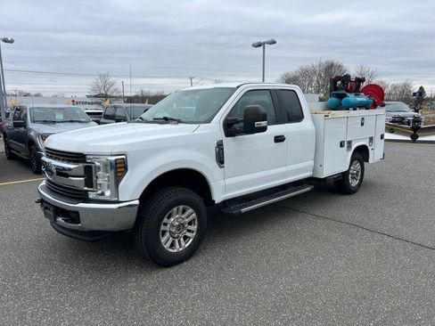 Used 2019 Ford F350 XL w/ STX Appearance Package image 2