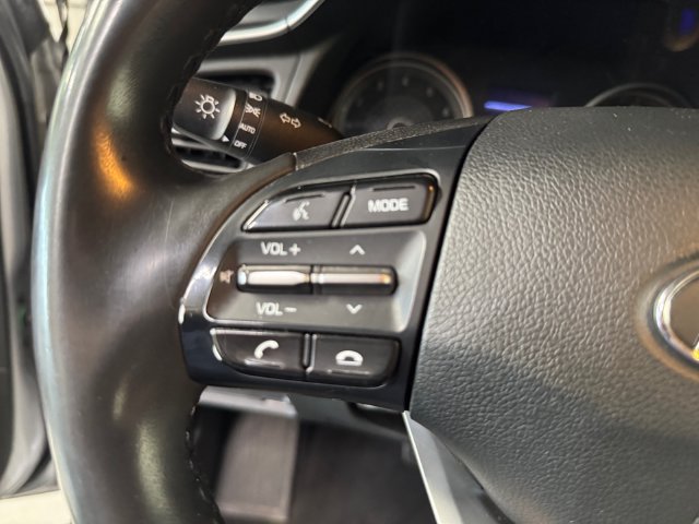 Used 2020 Hyundai Elantra Value Edition w/ Cargo Package (C1) FWD image 18