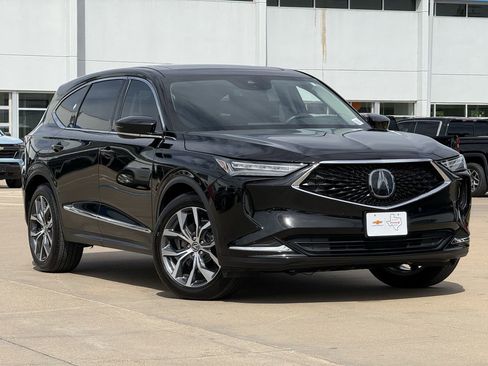 Used 2023 Acura MDX SH-AWD w/ Technology Package image 2
