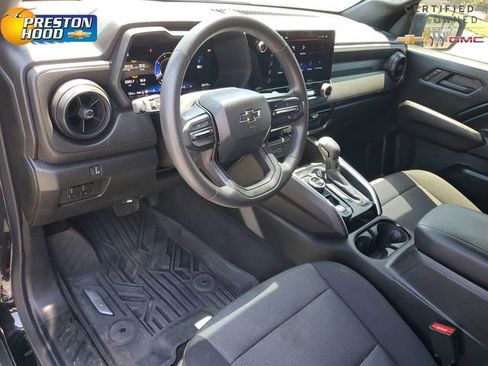 Certified 2024 Chevrolet Colorado Trail Boss w/ Technology Package image 18