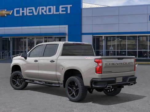 New 2026 Chevrolet Silverado 1500 Custom Trail Boss w/ LPO, Dark Essentials Package image 3